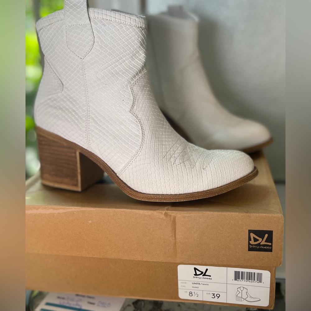 Unite White Snake Ankle Booties